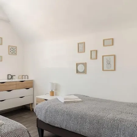 Climatise 70 M2, Proximite De Colmar Apartment